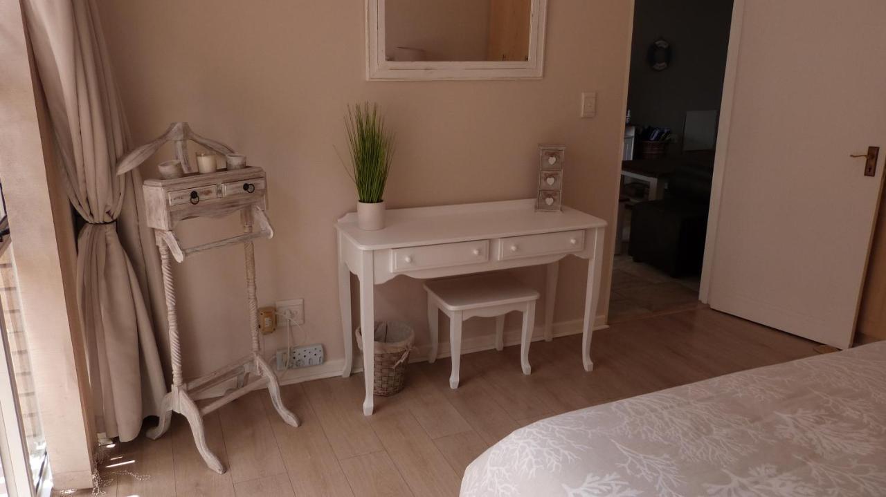 Settle Inn Self Catering Units Колчестер Екстер'єр фото